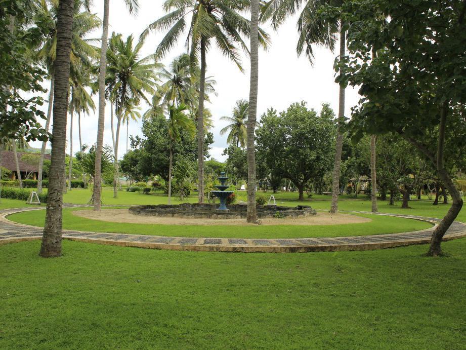 Tastura Beach Hotel Kuta  Esterno foto