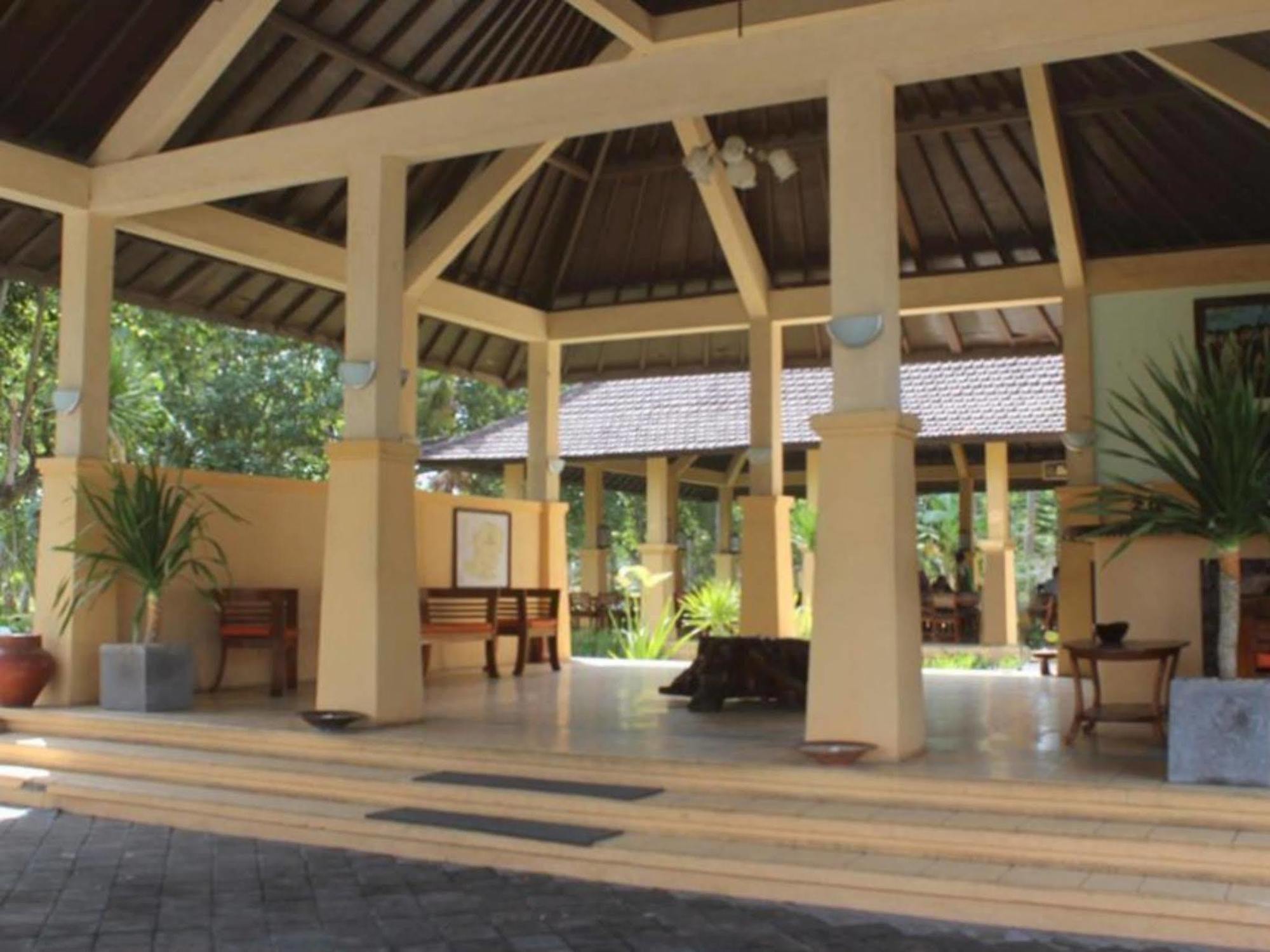 Tastura Beach Hotel Kuta  Esterno foto