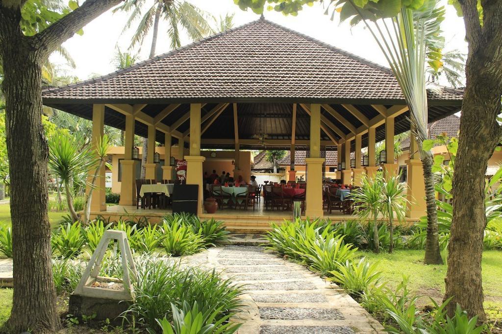 Tastura Beach Hotel Kuta  Esterno foto